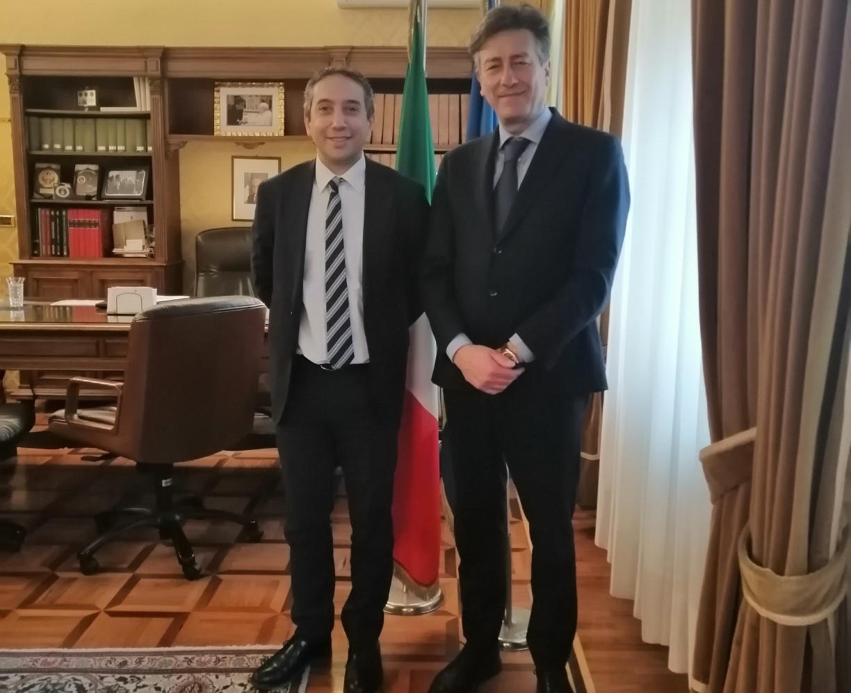 Il Prefetto Ventrice Riceve Il Nuovo Direttore Provinciale Dellagenzia