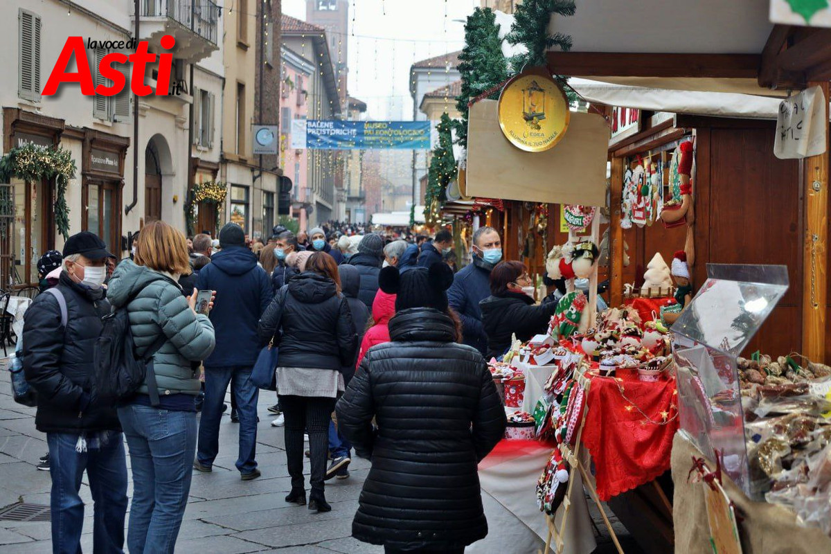 Si Tracciano I Nuovi Stalli Del Mercato Ad Anello Di Piazza Alfieri