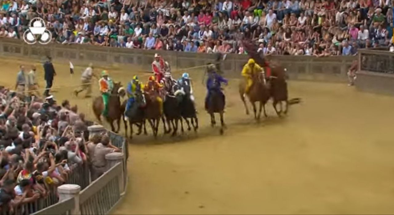 Stasera a Siena si corre il Palio di Provenzano chi prover a