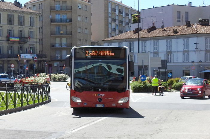 Modifiche di percorso per i bus urbani delle linee 2, A e B, causa lavori stradali