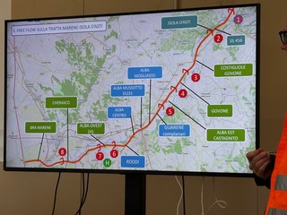 Alcuni momenti del sopralluogo sul cantiere dell'autostrada Asti-Cuneo grazie all'iniziativa di Itinera, Confindustria Piemonte e Confindustria Cuneo