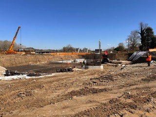 Alcuni momenti del sopralluogo sul cantiere dell'autostrada Asti-Cuneo grazie all'iniziativa di Itinera, Confindustria Piemonte e Confindustria Cuneo