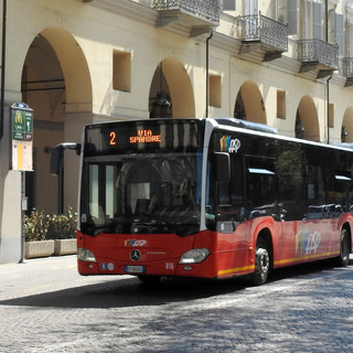 I bus di Asp cambiano percorso per la chiusura di piazza Alfieri in occasione del Palio