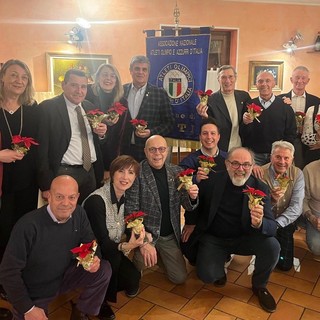 Il gruppo di partecipanti alla cena degli auguri