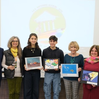 Gli studenti con il calendario