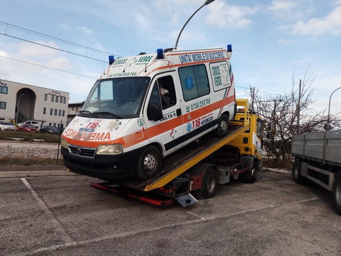 L'ambulanza donata