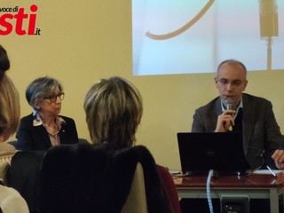 Un momento dell'intervento del dottor Macchi