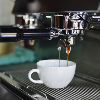 Il caffè a 2 euro: rischio o realtà? La Granda (per ora) resiste agli aumenti