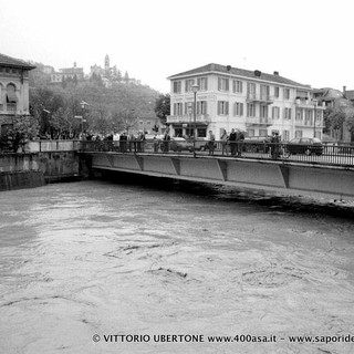 Canelli 1994 Ph. Vittorio Ubertone (www.saporidelpiemonte.net)