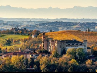 Alcune belle immagini del castello di Costigliole d'Asti