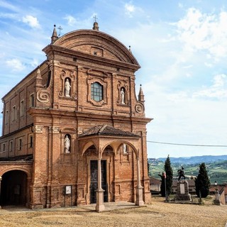 La chiesa parrocchiale di Santo Stefano a Castelnuovo Calcea