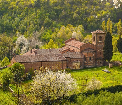 Canonica di Vezzolano spettacolare esempio del Romanico Astigiano