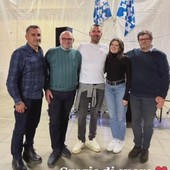 La foto-ringraziamento postata dalla famiglia