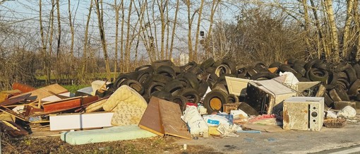 &quot;La discarica abusiva di Santo Spirito ormai di fatto è 'legalizzata' e nessuno fa nulla per risolvere il problema&quot;