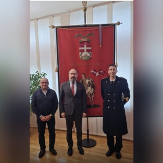 il presidente della Provincia  Rasero con (a destra) il col. Gerbaldo e il consigliere Calogero Mancuso