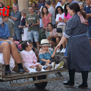 Un momento della sfilata del Festival delle Sagre (Merphefoto)