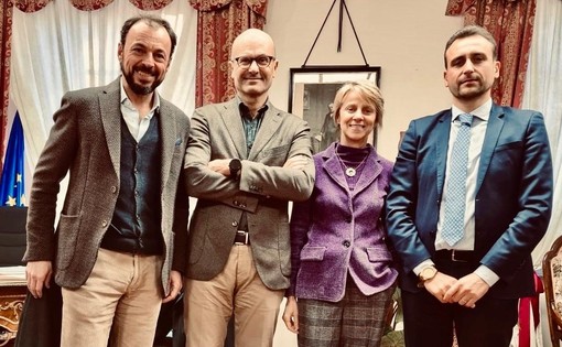 L’incontro a Santena; da sinistra il sindaco Ghio, l’imprenditore Giuseppe Gattino (Vega International), la professoressa Pronello e Dario Kafaie, presidente GIC