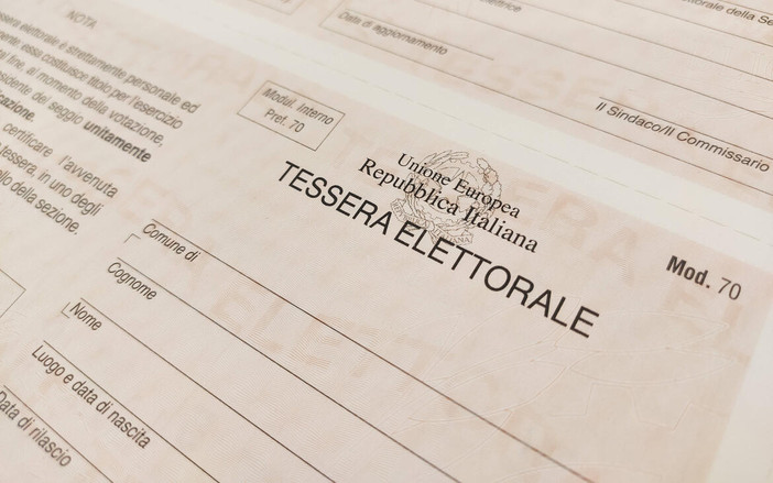 Il cognome delle donne coniugate nelle tessere elettorali: nuova recente decisione del Ministero dell'Interno