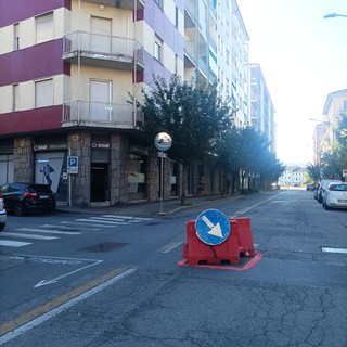 Strade dissestate ad Asti: l'opposizione chiede conto dei ritardi nei lavori