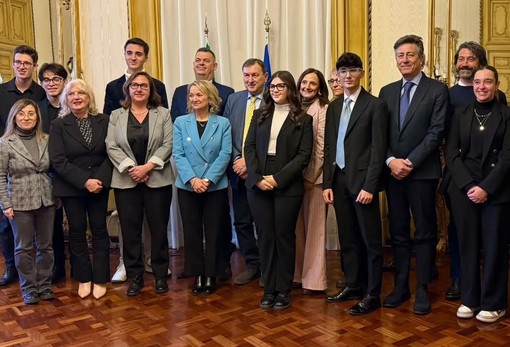 La voce... Delle scuole: La Consulta Studenti di Asti in visita dal prefetto di Alessandria per un progetto di &quot;educazione civica sul campo&quot;