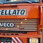 Camion perde container, autostrada A33 chiusa in entrambe le direzioni all'altezza del Gigante