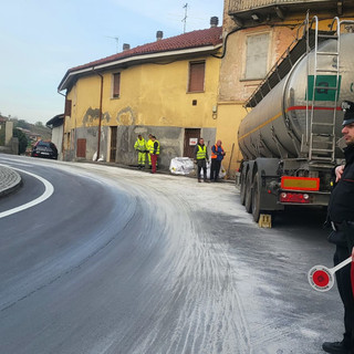 Disagi per il traffico a Calliano a causa del distacco rimorchio da un camion