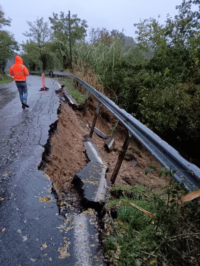 Sabato di emergenze per i Vigili del Fuoco di Asti: diverse frane in Provincia