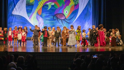 L’Asilo Miroglio di Alba sceglie Tim Burton per lo spettacolo di Natale