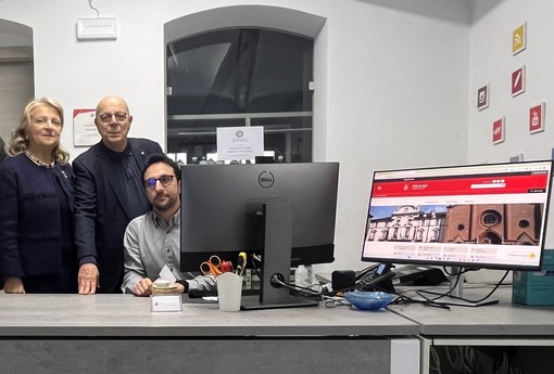 Silvana Bertolotti Delegata provinciale ANIOC, Gianfranco Imerito vice presidente Asti Musei, Luca Migliore curatore del sito