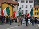 Nella foto di Daniele Piroso l’apertura del corteo degli Alpini astigiani