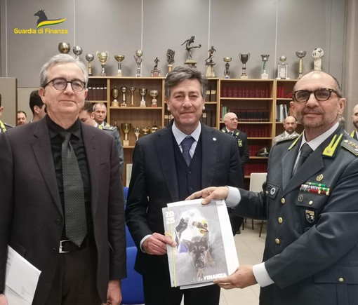 Il procuratore Biagio Mazzeo, il prefetto, Claudio Ventrice, il comandante Antonio Garaglio