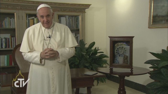 Fermo immagine tratto da un filmato della TV Vaticana