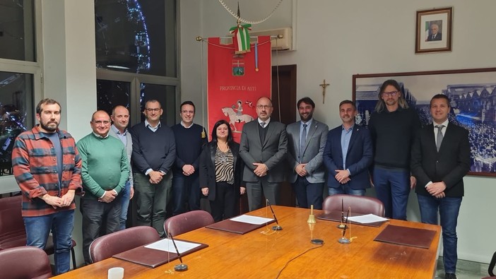 Foto di gruppo per il nuovo Consiglio provinciale