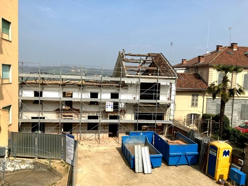 Il cantiere di lavoro per Piazza delle donne