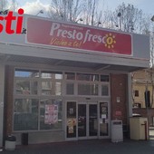 Asti: un eroico cliente ha sventato una rapina al 'Prestofresco' di corso Alessandria