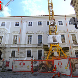 Un'immagine d'archivio dei lavori di restauro di Palazzo Ottolenghi