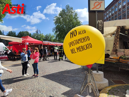 Mercato di piazza Alfieri: anche mercoledì 6 settembre gli ambulanti saranno in piazza del Palio