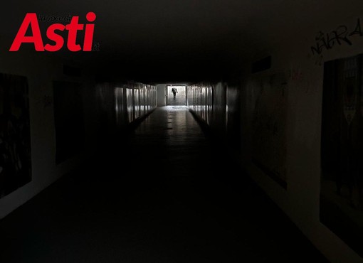 Asti, nuovamente al buio il sottopasso di piazza Marconi