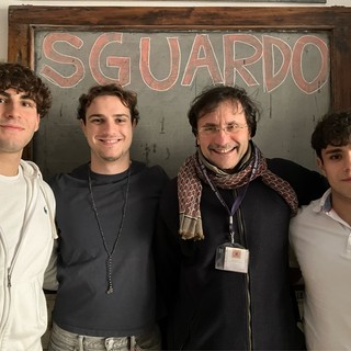 Tre dei quattro autori di &quot;Sguardo&quot; con Tomalino