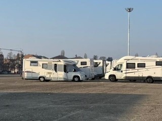 Ulteriori immagini di turisti ad Asti per il Magico Paese di Natale