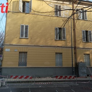 Caduta calcinacci in via Dogliotti: la minoranza interroga l'Amministrazione sulla situazione case popolari