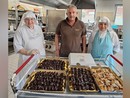 Profumo di generosità: la pasticceria Zanetti si è unita alla mensa sociale con una selezione di dolci pregiati&quot;