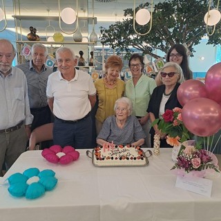 La signora Adelina, nata a Cossombrato,  spegne 101 candeline: gli auguri giunti anche dal sindaco di Torino