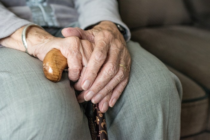 Asti è sempre più anziana: più di uno su quattro ha oltre 65 anni. E in Piemonte sono ancora di più