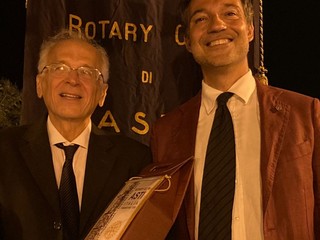 il presidente Bazzano, a dx, con il direttore della Mandolinistica Fabio Poggi