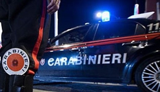 Denunciato dai carabinieri per aver esploso alcuni colpi di pistola a salve