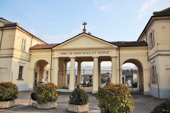 Asti, lavori manutentivi nei cimiteri. Al cimitero urbano messa in sicurezza l'area dopo il crollo di giugno