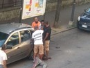 Ancora degrado in Corso Matteotti: calci e pugni in mezzo alla strada [FOTO E VIDEO]