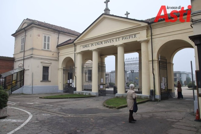 Il cimitero di Asti (MerfePhoto)