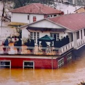 Case di Lungotanaro con l'acqua al primo piano